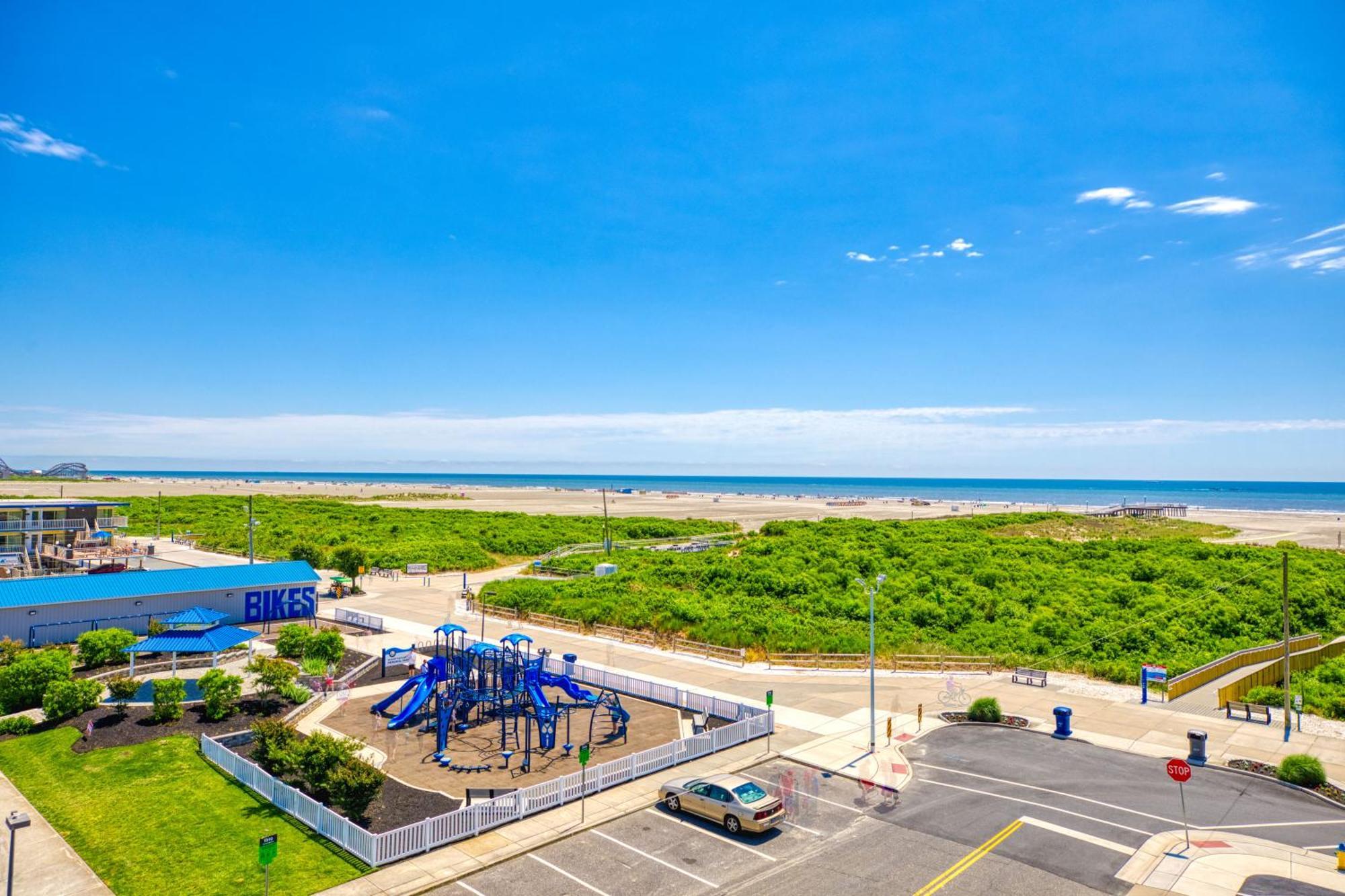 Pan American Oceanfront Hotel Wildwood Crest Exterior photo